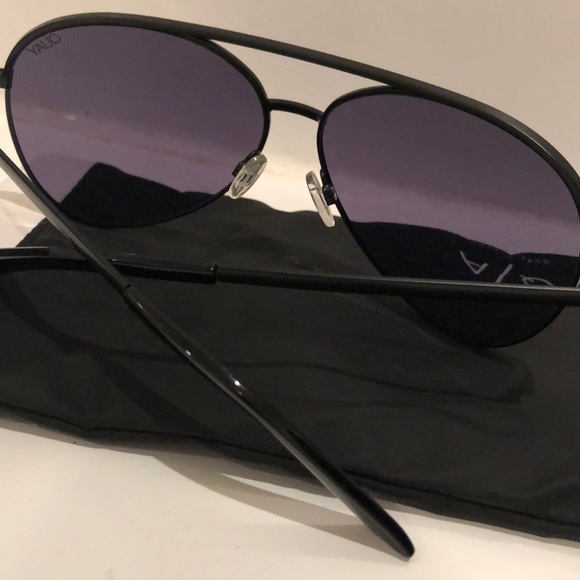 Sunglasses - Picture 4 of 4